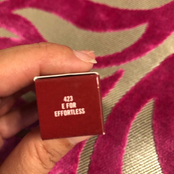 MAC - LOVE ME LIPSTICK + Cosmetic Bag - Picture 7 of 12